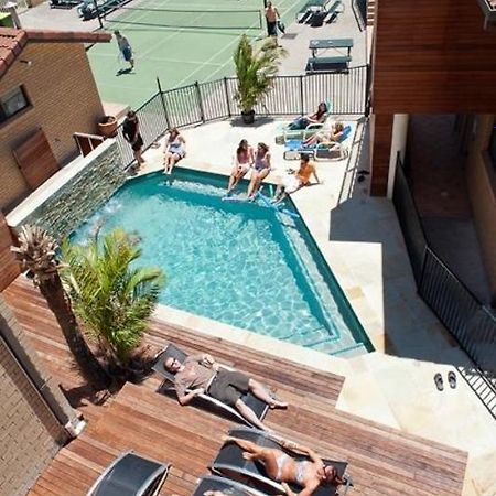 Maxmee Backpackers Resort Gold Coast Kültér fotó